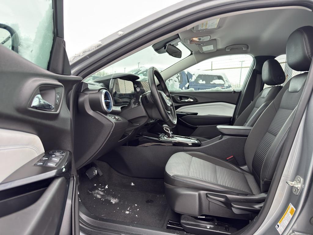 used 2024 Chevrolet Trax car, priced at $20,995