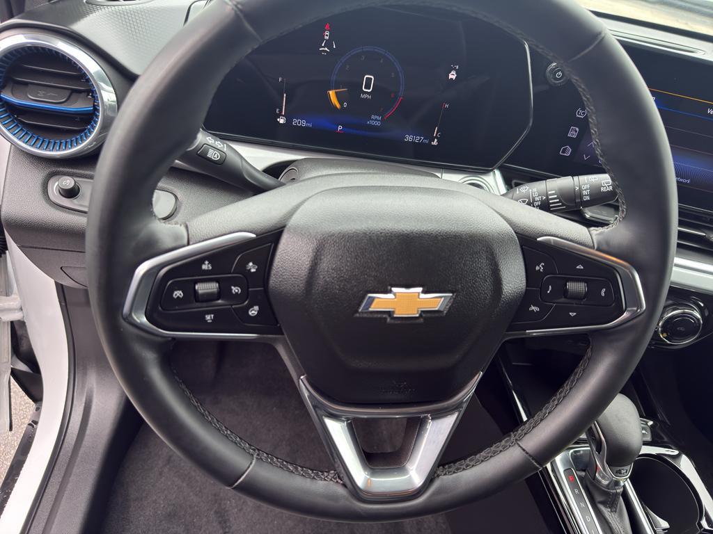 used 2024 Chevrolet Trax car, priced at $20,295
