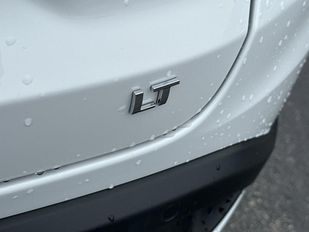 used 2024 Chevrolet Trax car, priced at $20,295