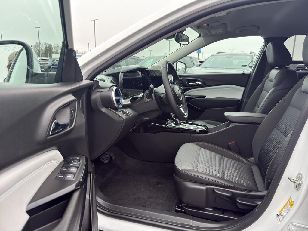 used 2024 Chevrolet Trax car, priced at $20,295