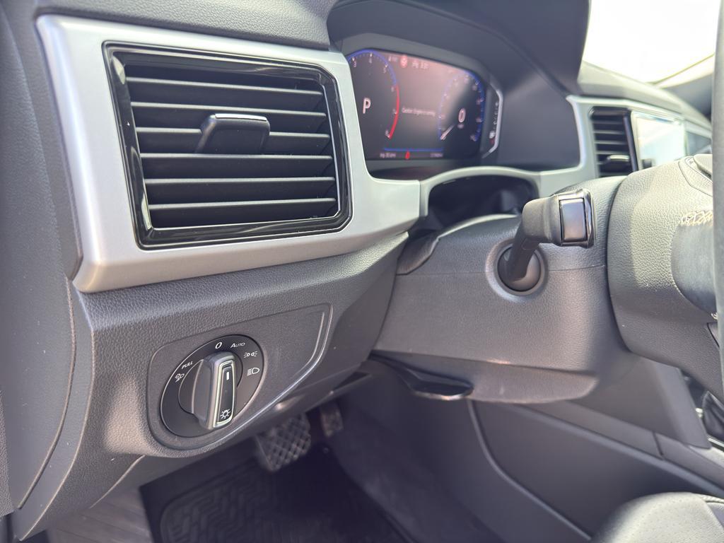 used 2021 Volkswagen Atlas Cross Sport car, priced at $16,486