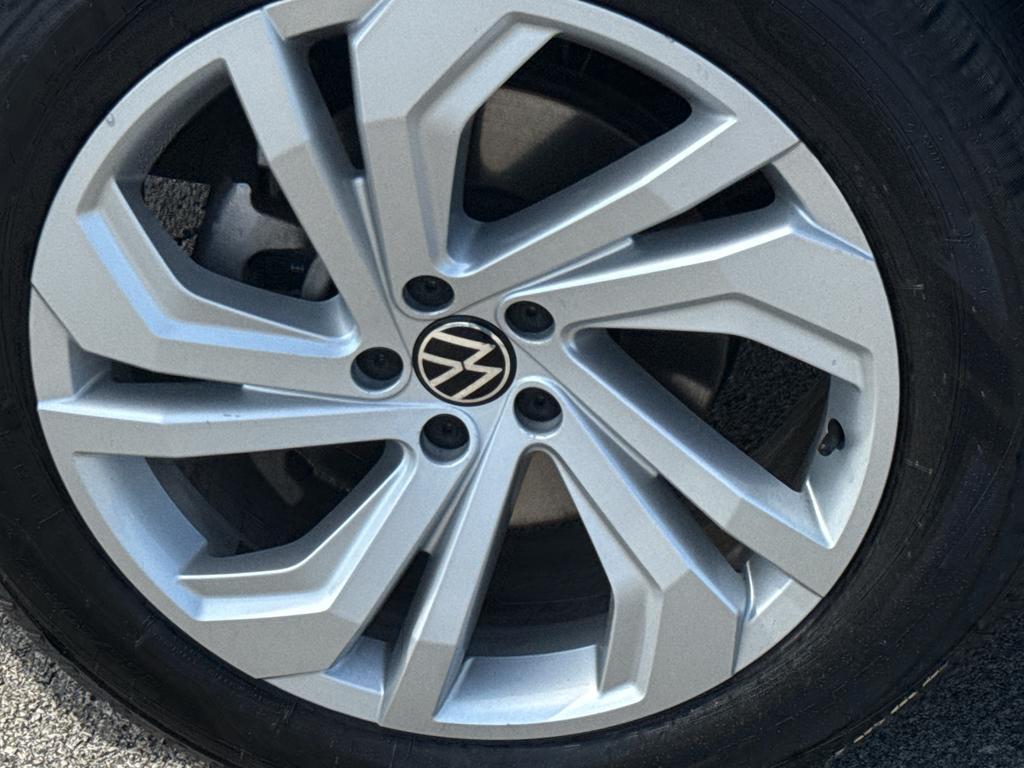 used 2021 Volkswagen Atlas Cross Sport car, priced at $16,486