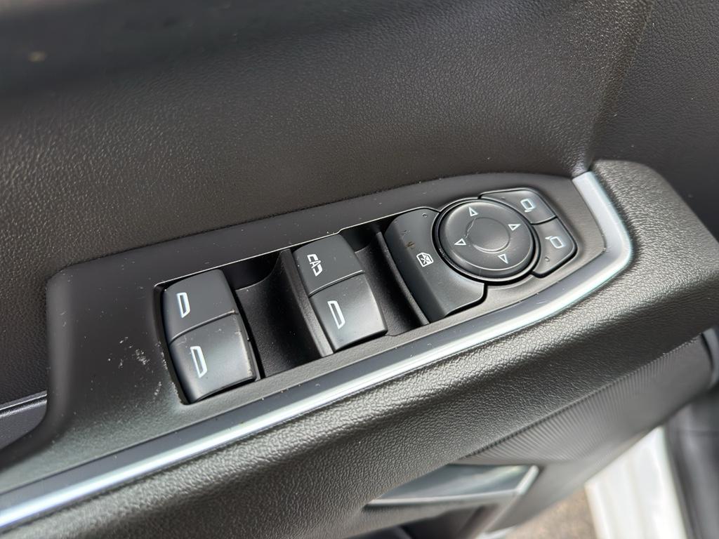 used 2022 GMC Sierra 1500 car, priced at $39,495