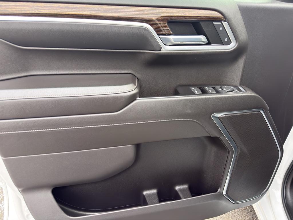 used 2022 GMC Sierra 1500 car, priced at $39,495