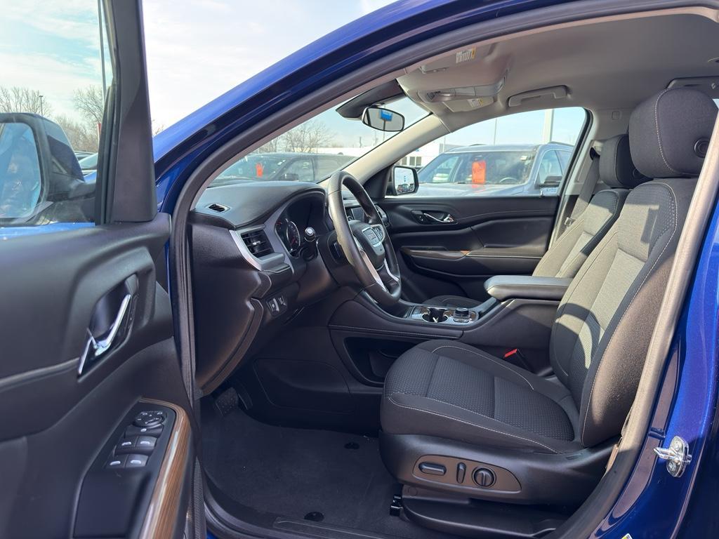 used 2023 GMC Acadia car, priced at $31,295