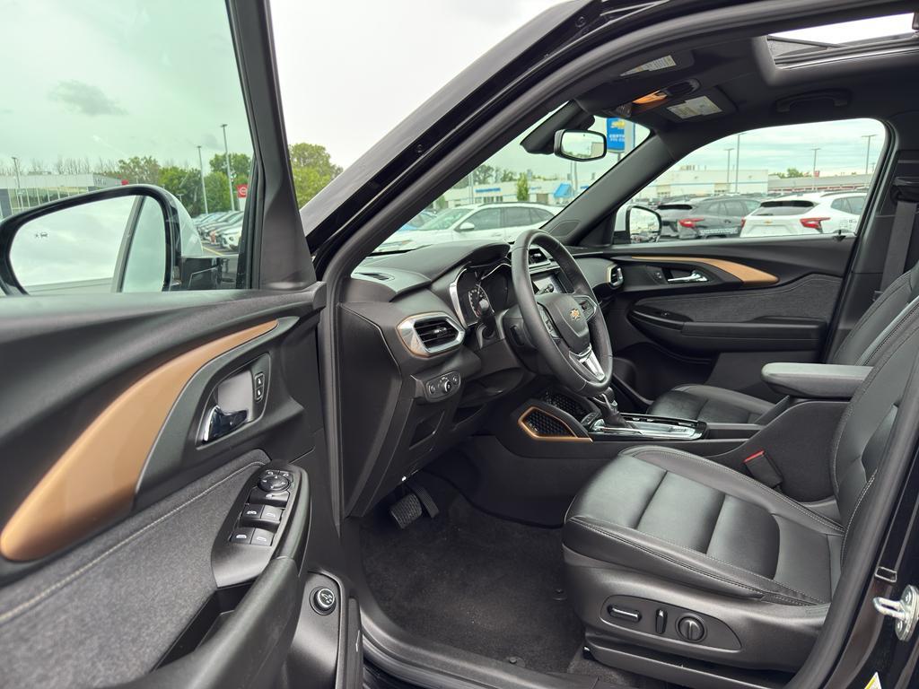 2021 Mosaic Black Metallic Chevrolet Trailblazer