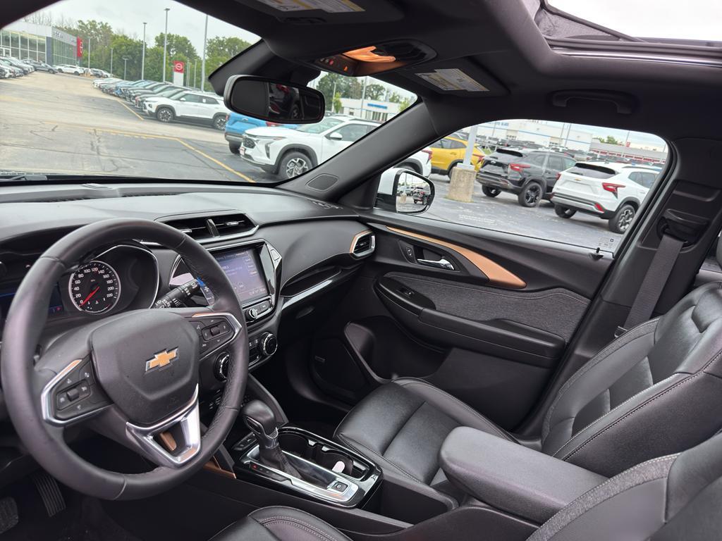 2021 Mosaic Black Metallic Chevrolet Trailblazer