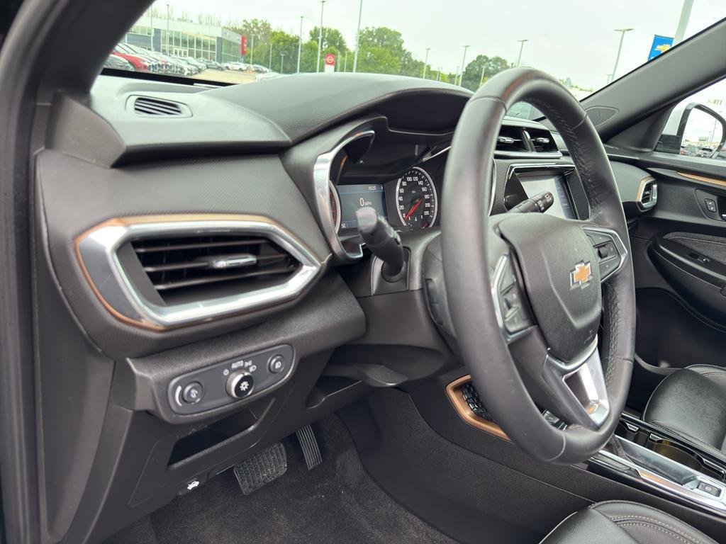 2021 Mosaic Black Metallic Chevrolet Trailblazer