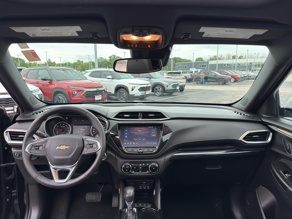 2021 Mosaic Black Metallic Chevrolet Trailblazer
