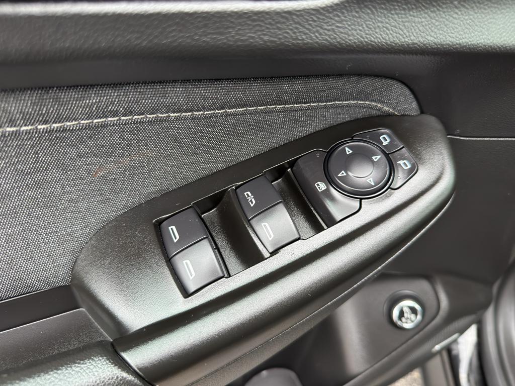 2021 Mosaic Black Metallic Chevrolet Trailblazer
