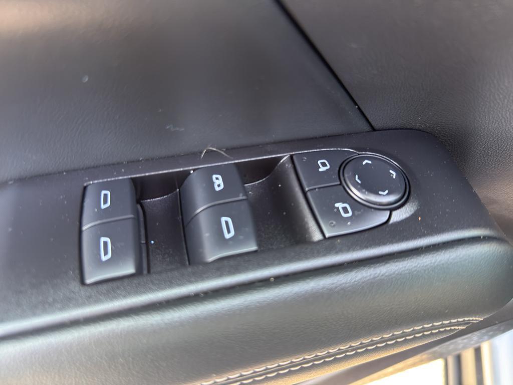 used 2025 GMC Terrain car, priced at $26,999