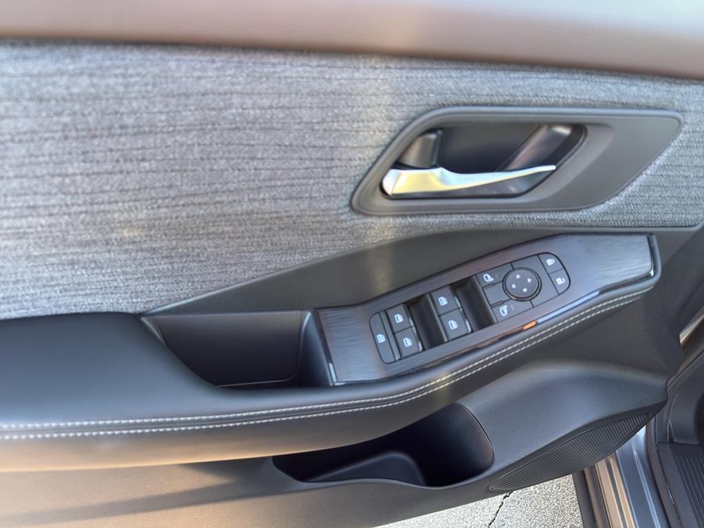 used 2023 Nissan Rogue car, priced at $24,690