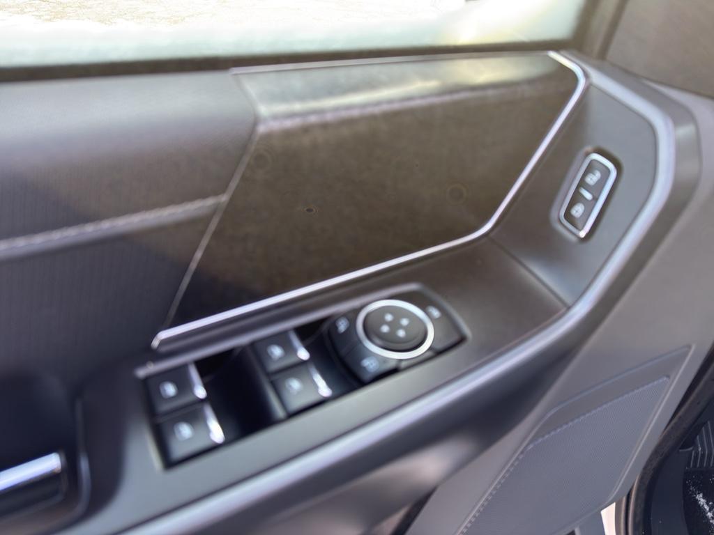 used 2021 Ford F-150 car, priced at $35,395