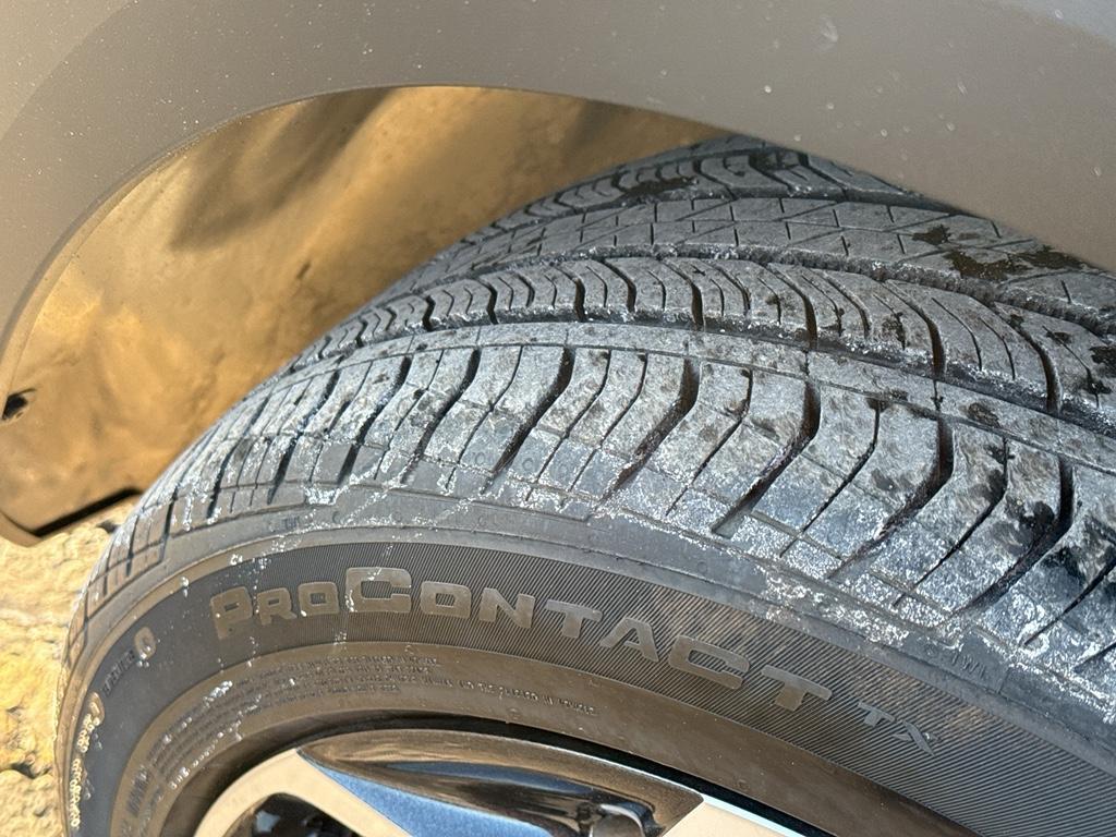 used 2024 Chevrolet Trax car, priced at $23,495