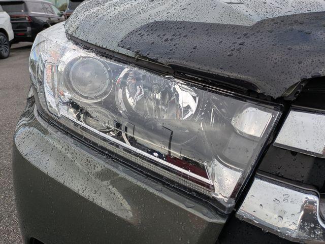 used 2018 Toyota Highlander car, priced at $24,428
