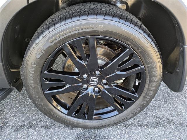 used 2022 Honda Pilot car, priced at $24,799