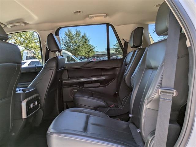 used 2024 Ford Expedition car, priced at $43,628