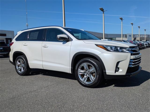 used 2019 Toyota Highlander car, priced at $24,754