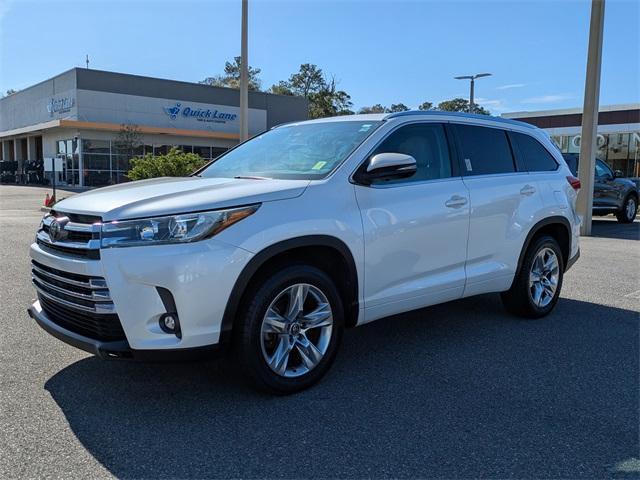 used 2019 Toyota Highlander car, priced at $24,754