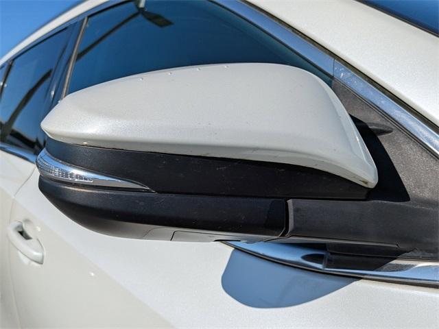 used 2019 Toyota Highlander car, priced at $24,754