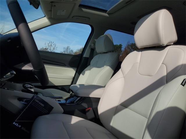 new 2025 Kia Telluride car, priced at $38,603