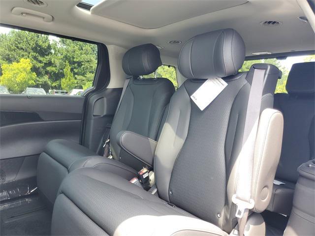 new 2026 Kia Carnival Hybrid car, priced at $53,058