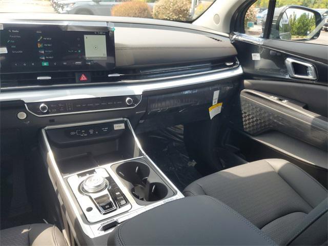 new 2026 Kia Carnival Hybrid car, priced at $53,058