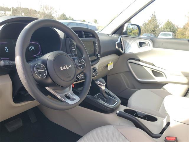 new 2025 Kia Soul car, priced at $21,042