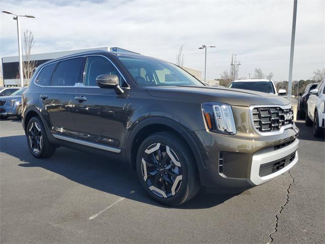 used 2025 Kia Telluride car, priced at $36,988