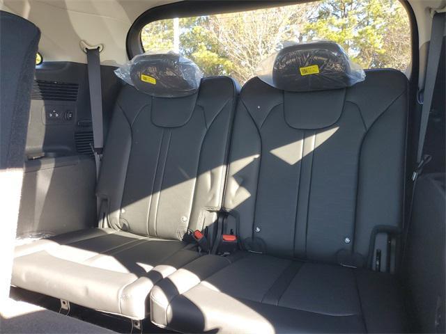 new 2026 Kia Sorento car, priced at $35,028