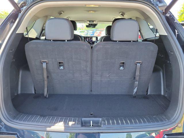 used 2023 Kia Sorento Hybrid car, priced at $25,499
