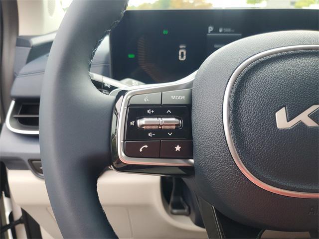 new 2026 Kia Carnival Hybrid car, priced at $43,116