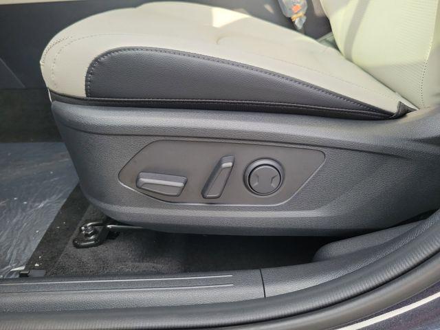 new 2026 Kia Sportage car, priced at $30,794