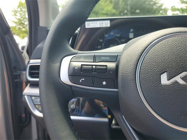 new 2025 Kia Sportage car, priced at $31,262