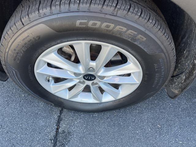 used 2020 Kia Sorento car, priced at $18,488