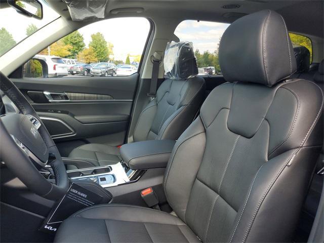 new 2025 Kia Telluride car, priced at $43,605