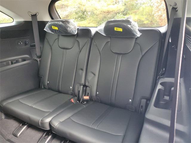 new 2026 Kia Sorento car, priced at $35,826