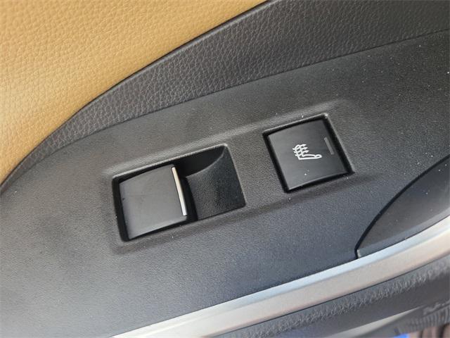 used 2019 Toyota RAV4 car, priced at $25,488