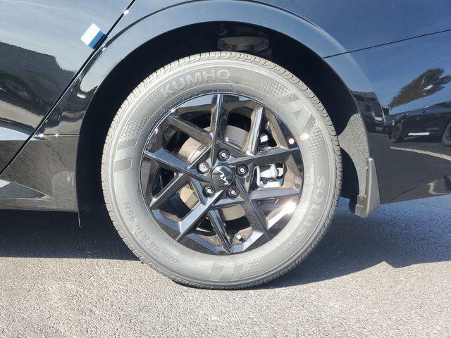 new 2026 Kia K5 car, priced at $27,922