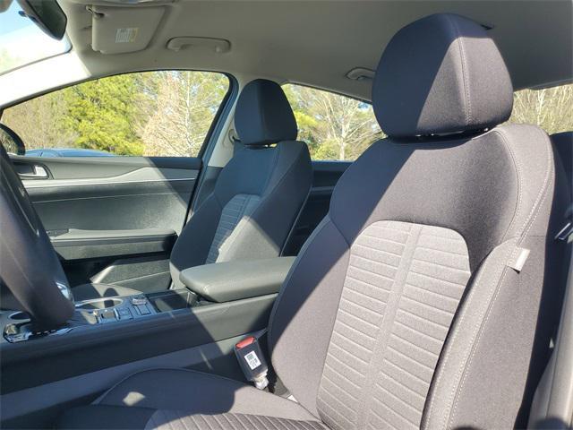 new 2026 Kia K5 car, priced at $27,922