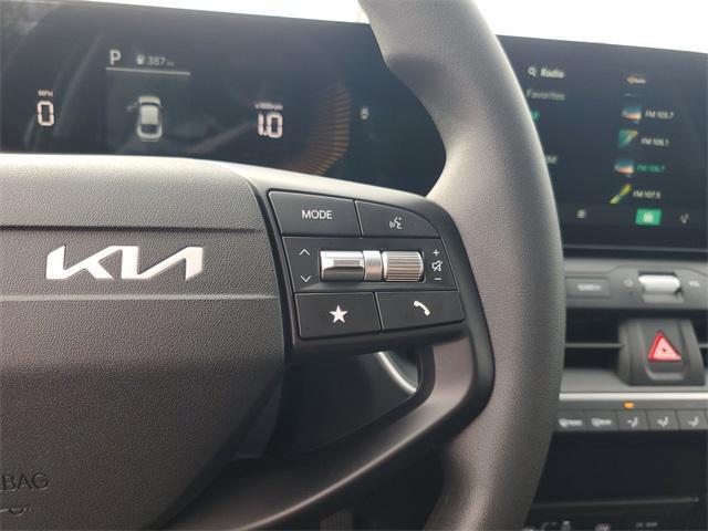 new 2025 Kia K4 car, priced at $23,400