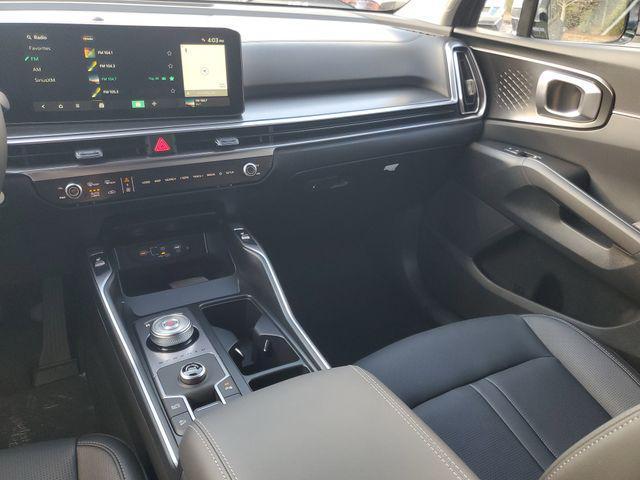 new 2026 Kia Sorento Hybrid car, priced at $36,827