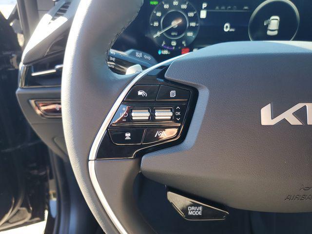 new 2025 Kia Niro EV car, priced at $32,180