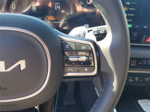 new 2026 Kia Carnival Hybrid car, priced at $42,451