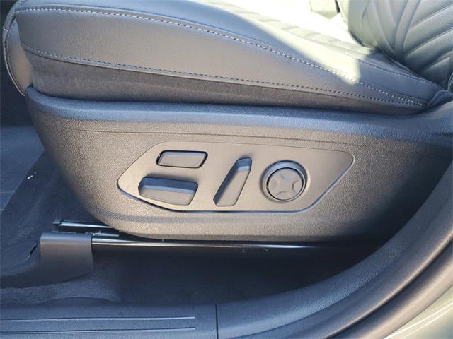 new 2026 Kia Sorento car, priced at $45,368