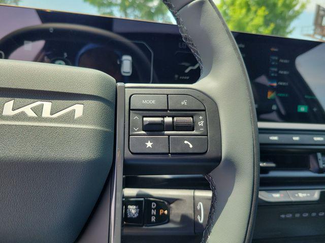 new 2027 Kia Telluride Hybrid car, priced at $60,062