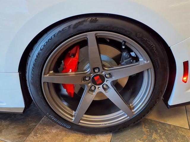 new 2025 Ford Mustang car