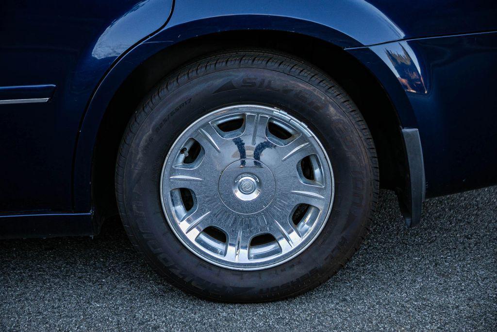 used 2005 Chrysler 300 car, priced at $6,999