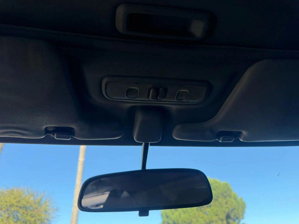 used 1995 Acura Integra car, priced at $5,999