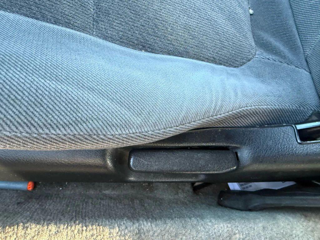 used 1995 Acura Integra car, priced at $5,999